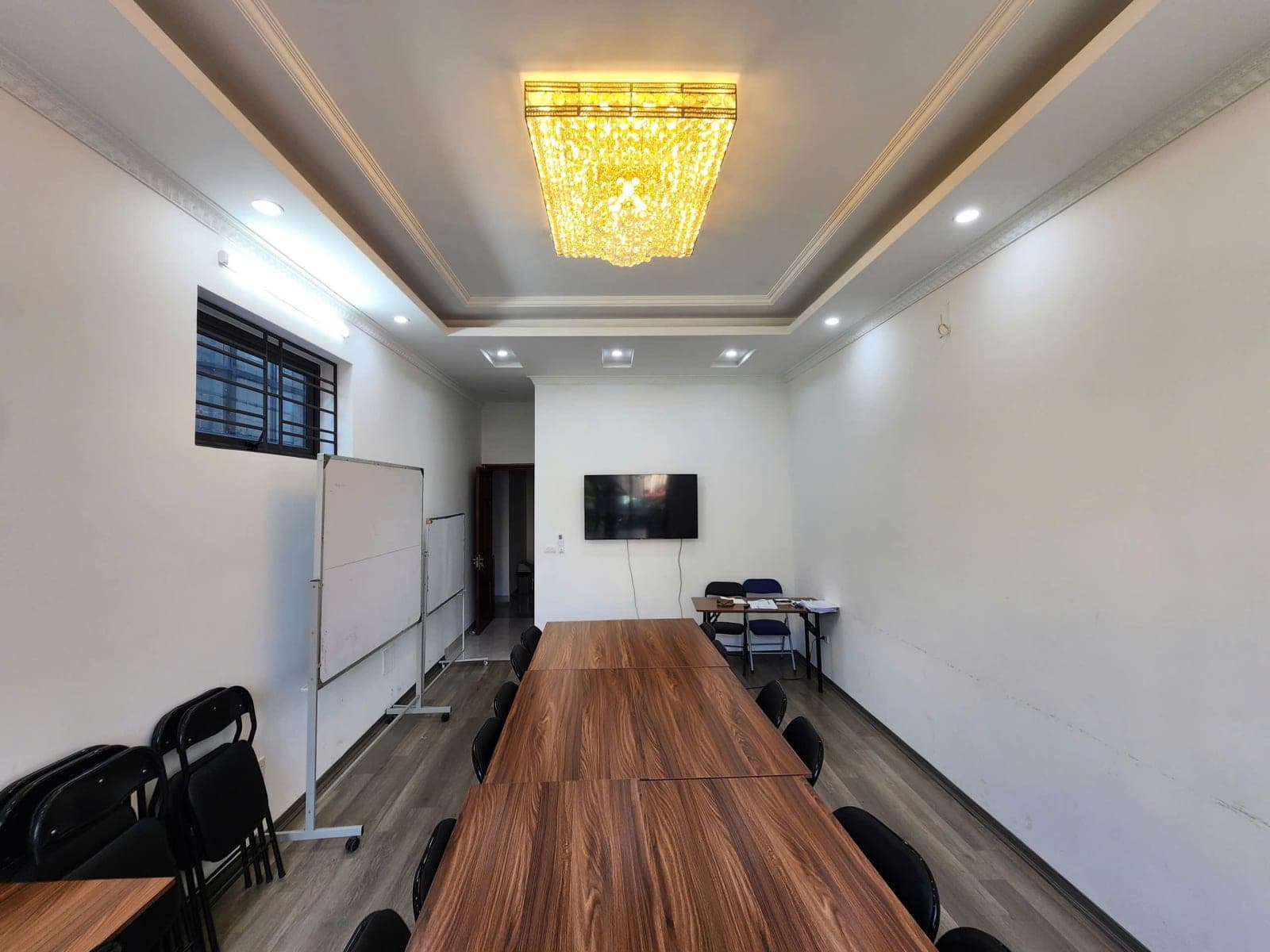 Phòng học trang bị màn hình